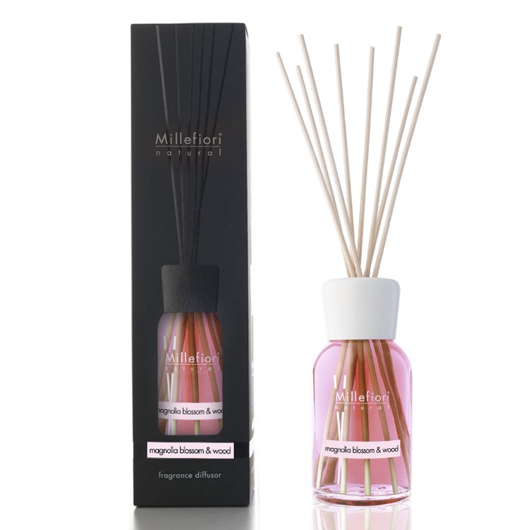 Immagine di Magnolia Blossom & Wood Natural Stick Diffuser 500ml