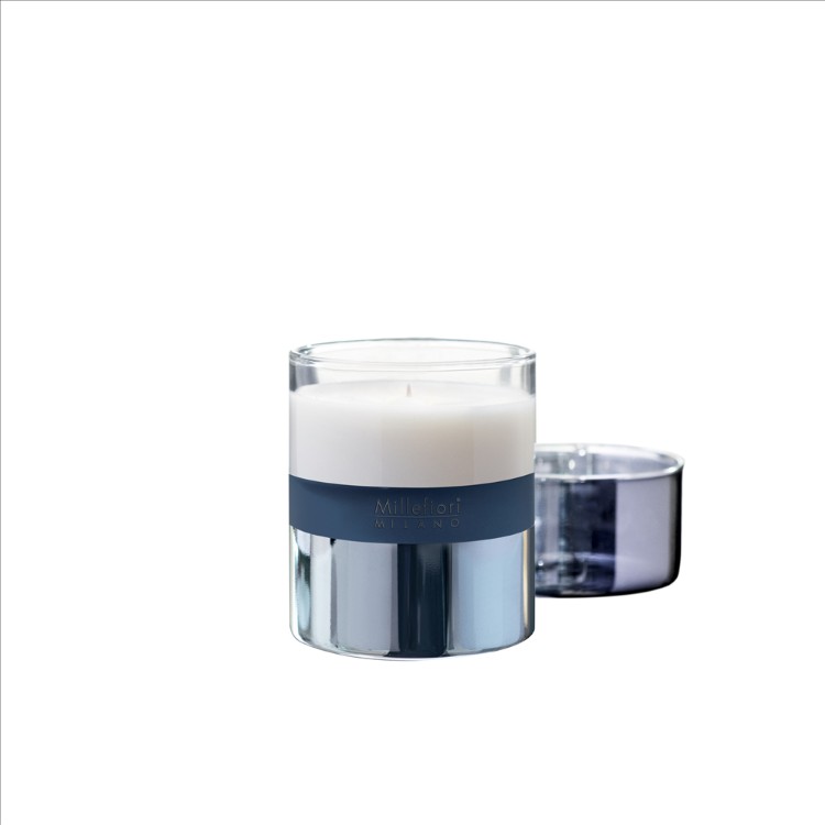 Bild von Cedar Scented Candle