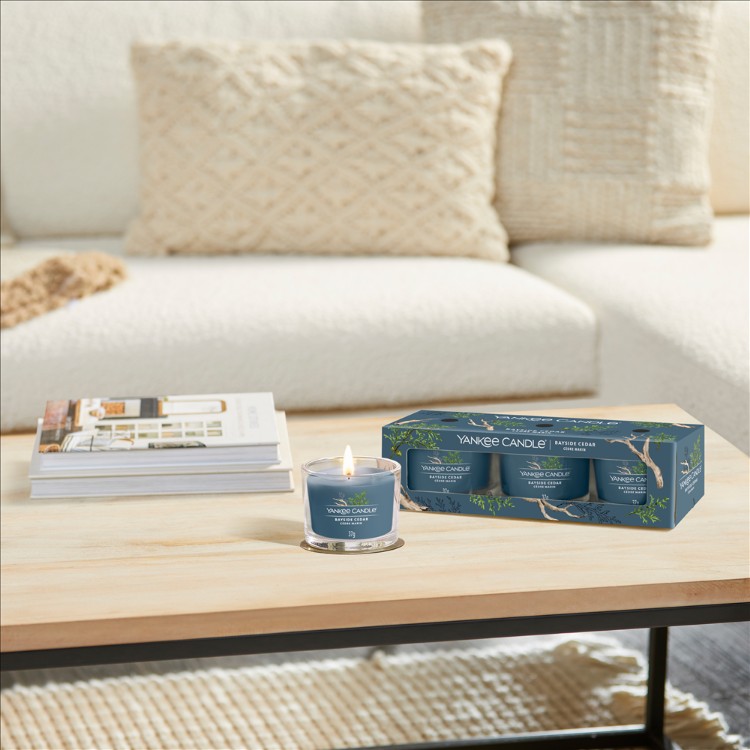 Image de Bayside Cedar Signature Filled Votive