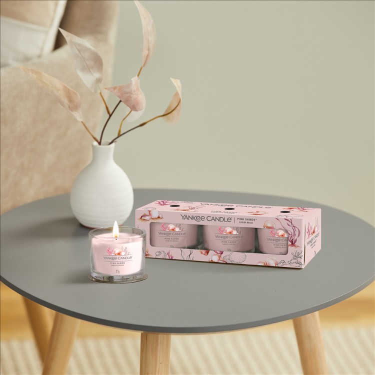 Bild von Pink Sands Signature Filled Votive