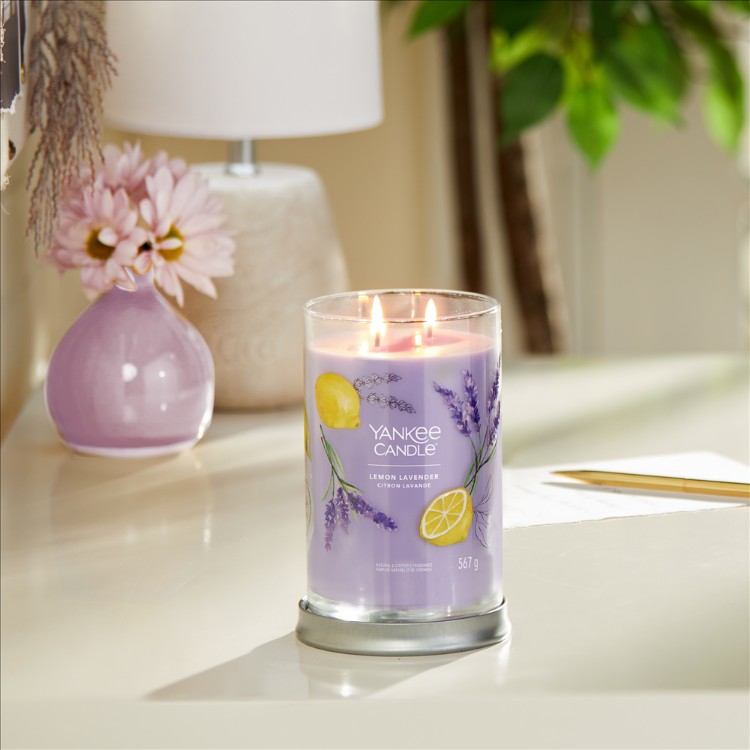 Bild von Lemon Lavender Signature Large Tumbler