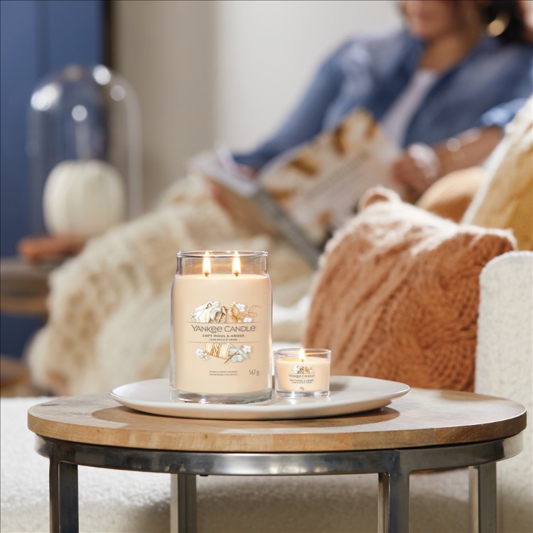 Immagine di Soft Wool & Amber Signature Large Jar