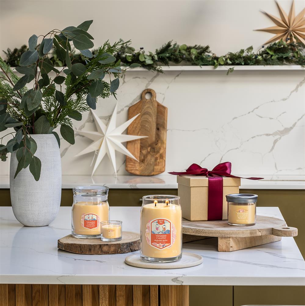 Yankee Candle Slopeside Spritz Signature Jar Bougie Parfumée