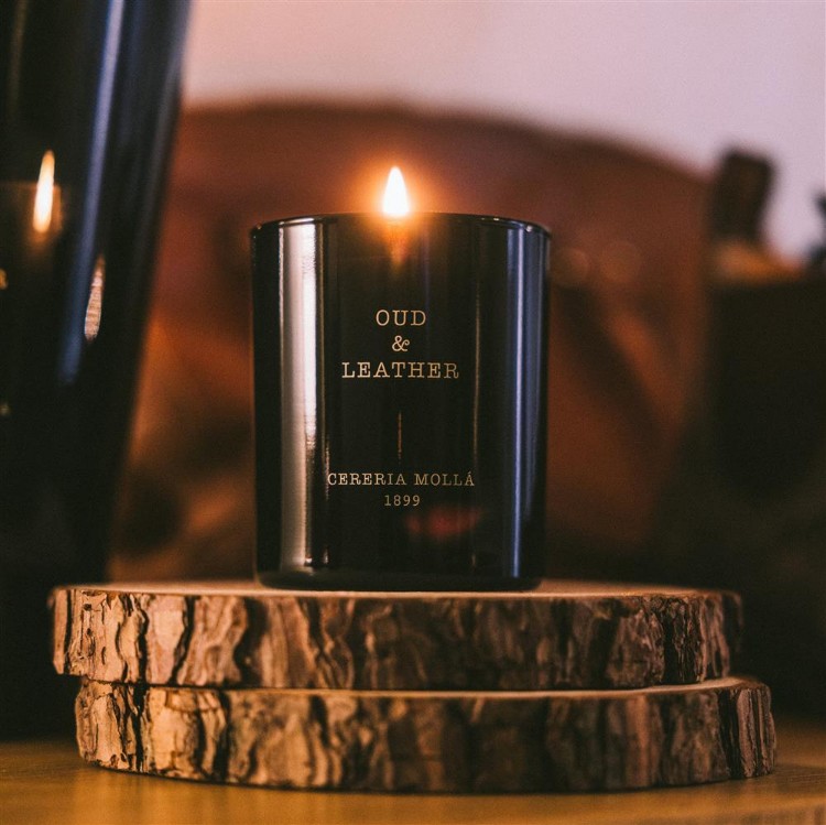 Immagine di Oud & Leather Premium Candle 230g