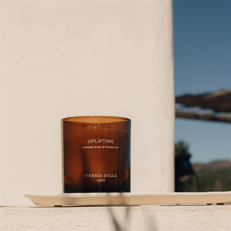 Bild von Uplifting Wellbeing Candle 2-Wick 370g