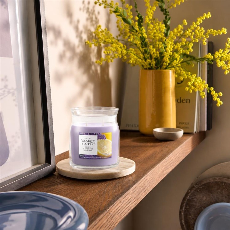 Immagine di Lemon Lavender Signature Medium Jar