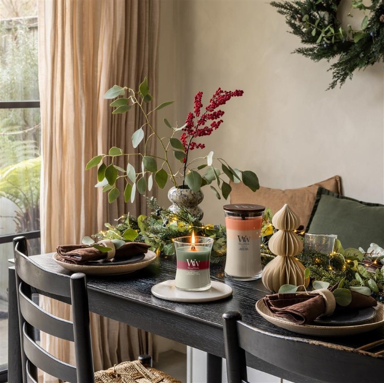 Image de Holiday Garland Trilogy Medium Jar
