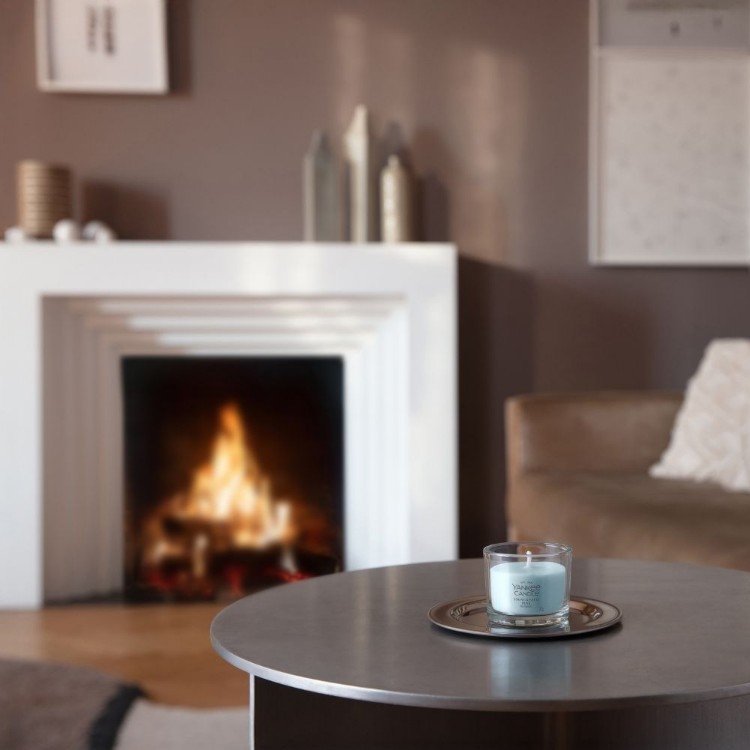 Bild von Snow Kissed Pine Signature Filled Votive