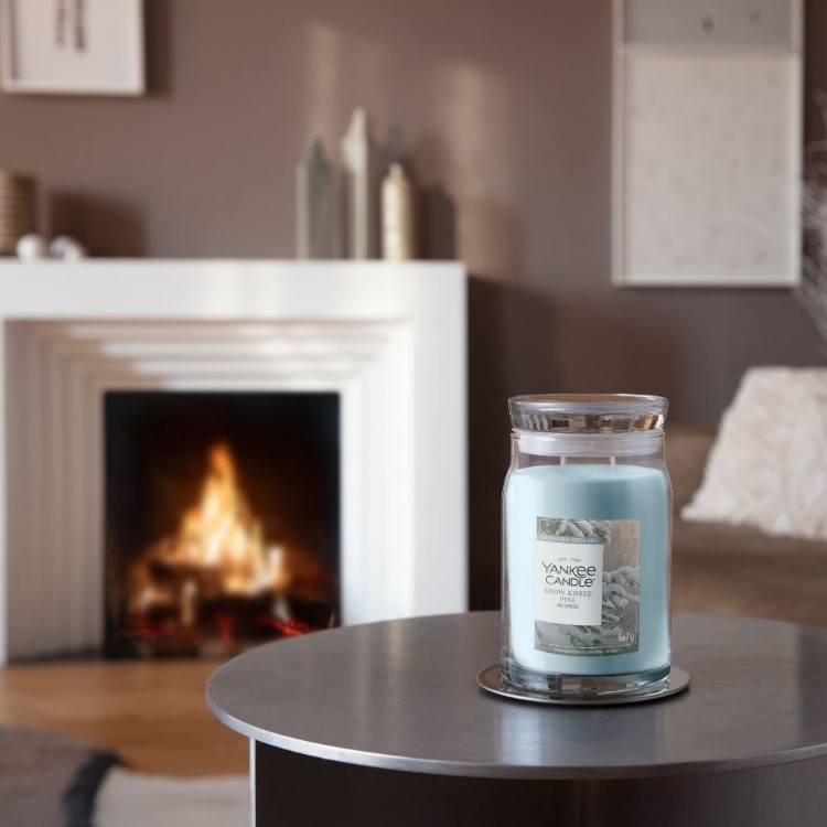 Immagine di Snow Kissed Pine Signature Large Jar