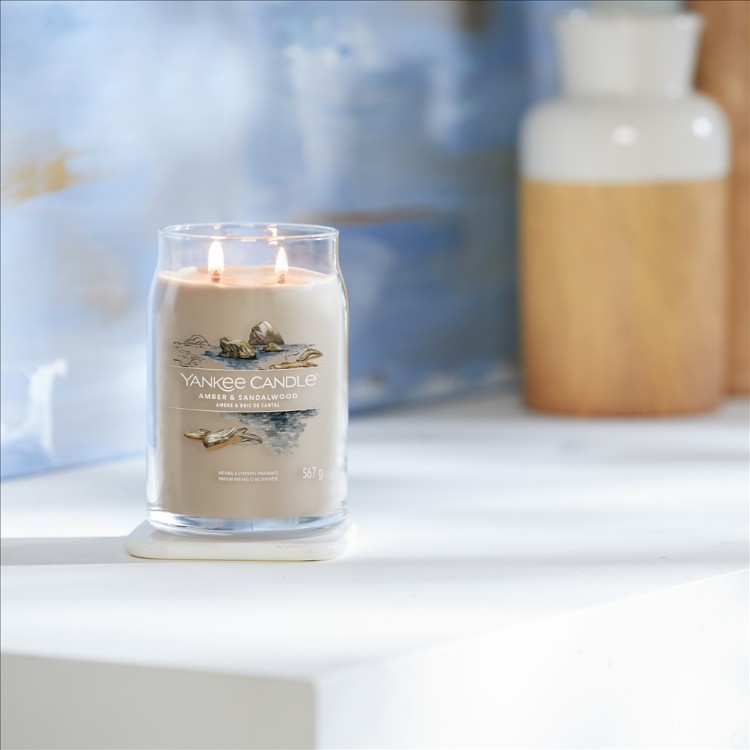 Immagine di Amber & Sandalwood Signature Large Jar