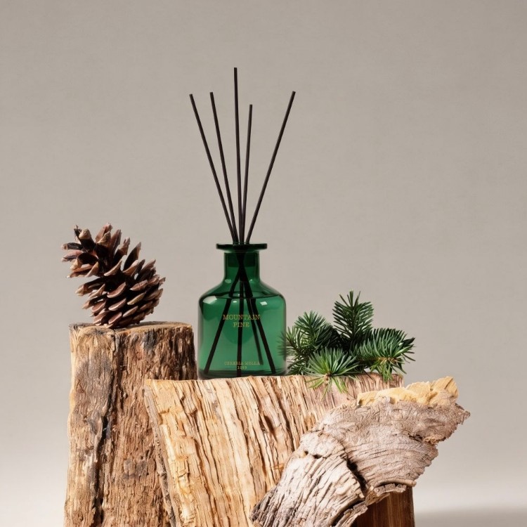 Bild von Mountain Pine Premium Reed Diffuser 120ml