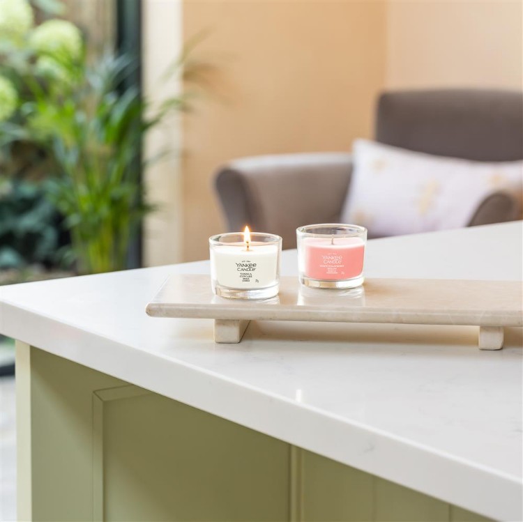 Bild von Vanilla Cupcake Signature Filled Votive