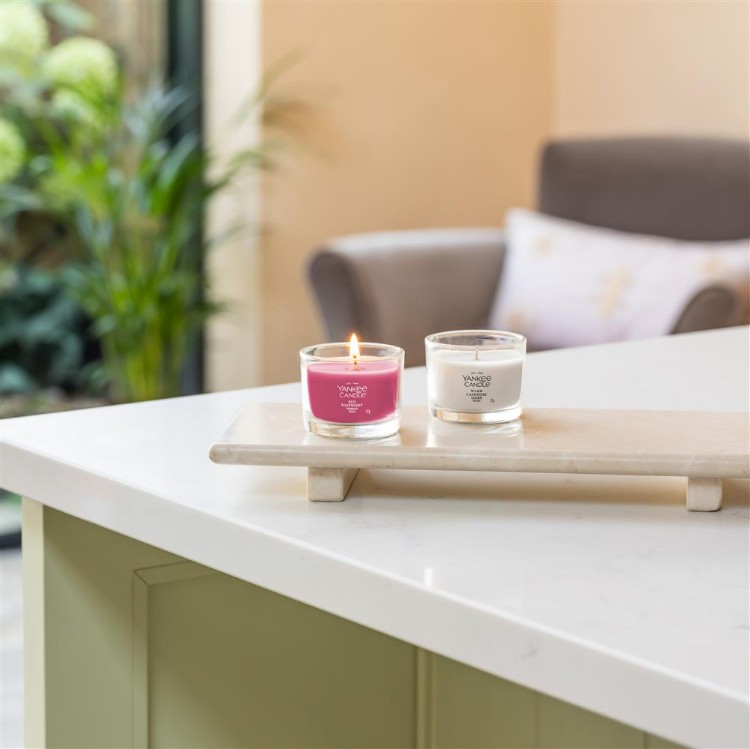 Image de Warm Cashmere Signature Filled Votive